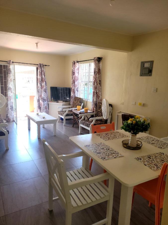 Kensington Oval- 2 Bed 1 Bath Villa Bridgetown Eksteriør bilde